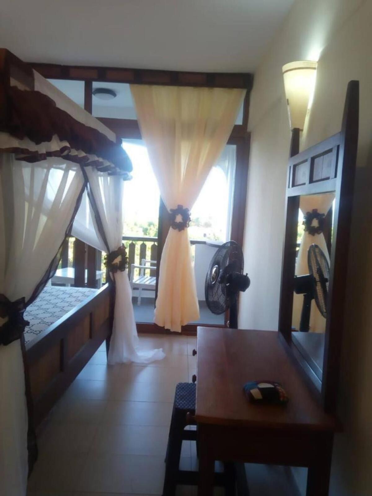 Golden Sands Resort Diani Beach Exterior foto